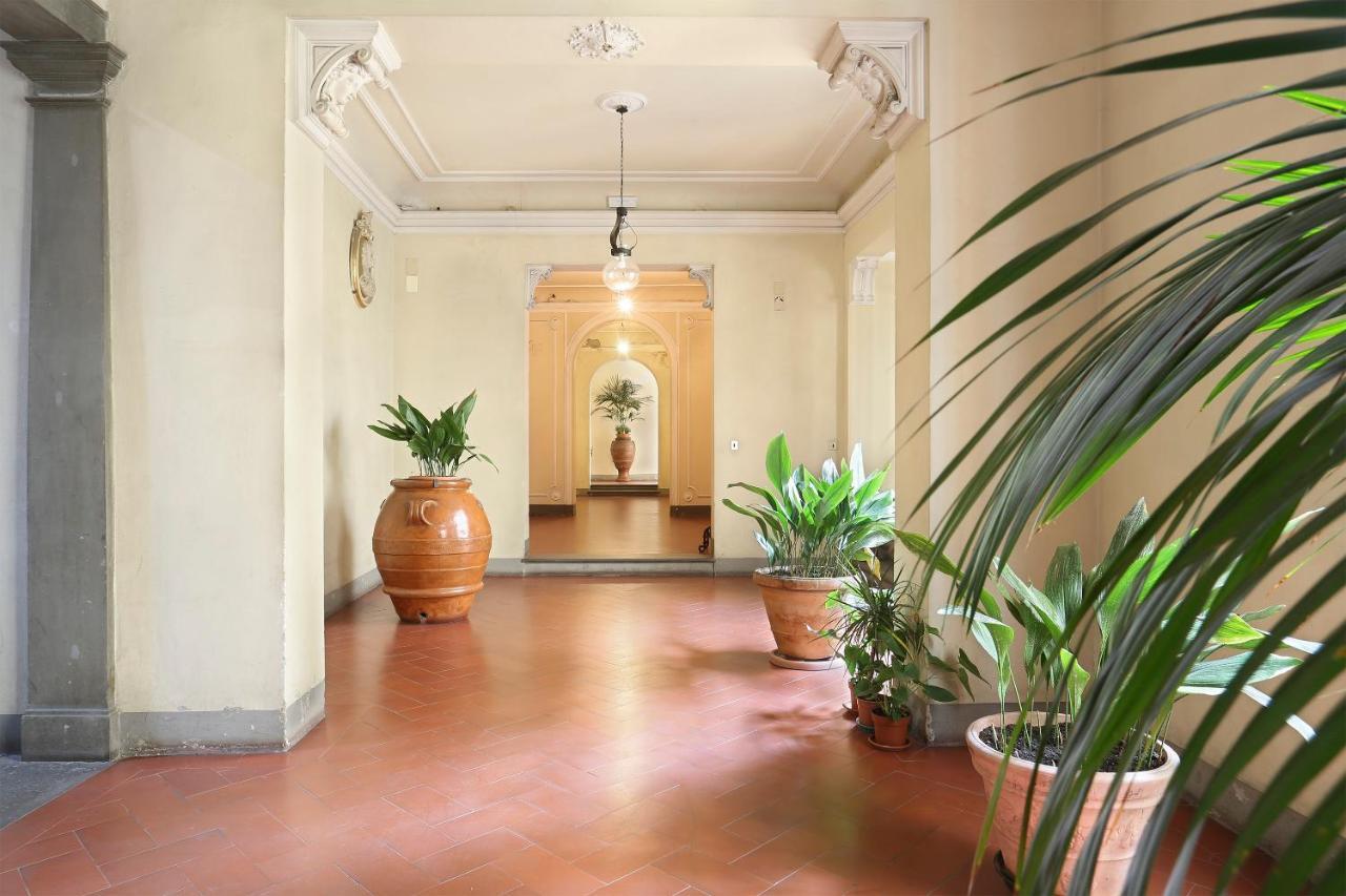 Apt. Ocra - Pauline Suites, Palazzo Borghese Флоренция Екстериор снимка